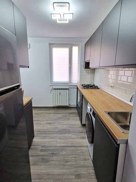 Uverturii/ Virtutii - De inchiriat 3 camere complet renovat+LOC PARCARE